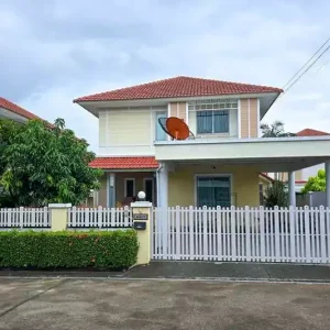 ให้เช่า บ้านเดี่ยว 2 ชั้น หมู่บ้าน เฮ้าส์ ออฟ เดอะ คานารี่ – สวนเสือศรีราชา บ้านสวย (คัดลอก)